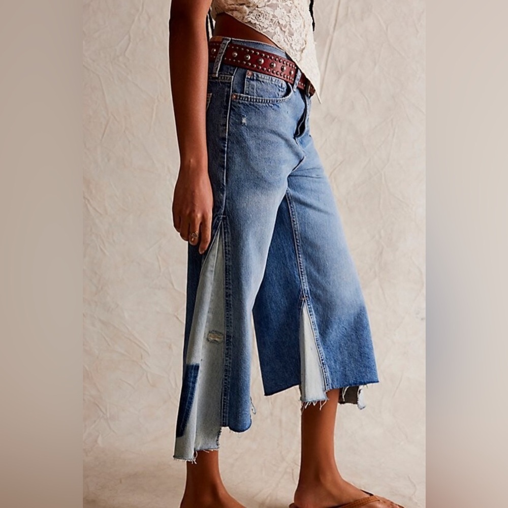 NEW Free People, We The Free, Ripple Wide-Leg Pieced Cropped Jeans - Picture 2 of 12